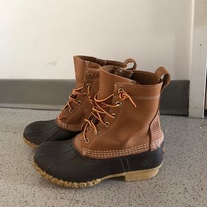 Barely worn bean boots. Practically new!